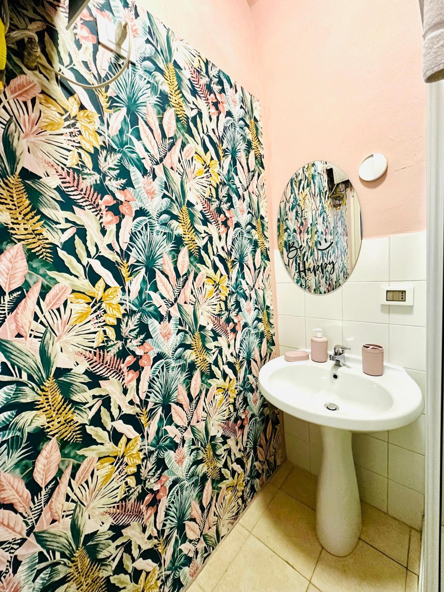 モンレアーレ Casa Lilla Bed & Breakfast エクステリア 写真